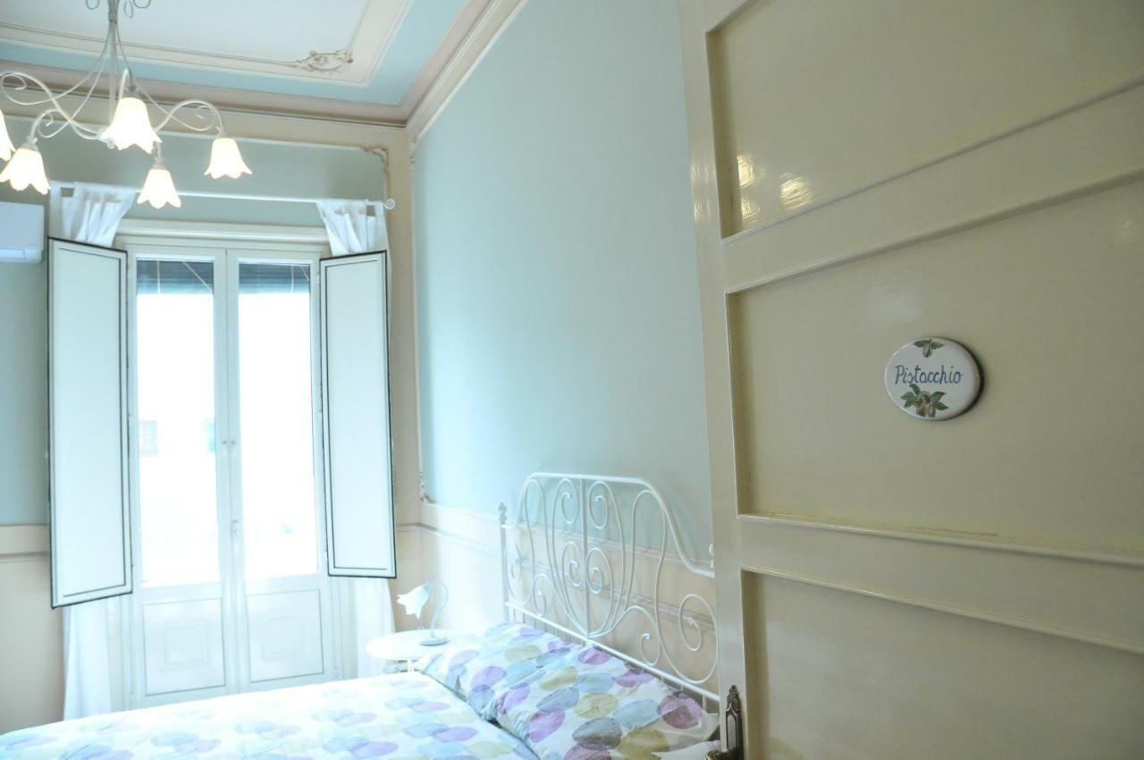 B&B Al Diecisette Catania Ngoại thất bức ảnh